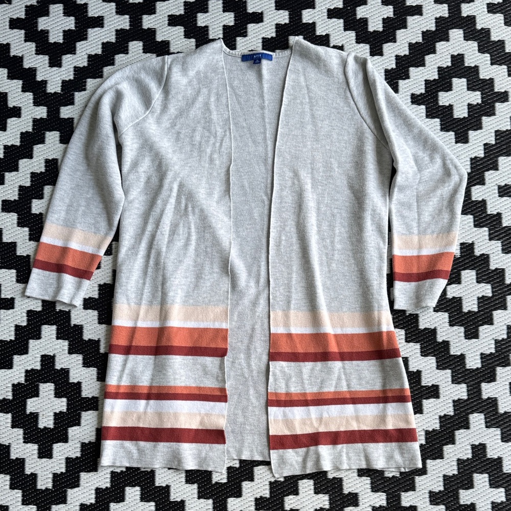 APT 9 Cardigan - XL